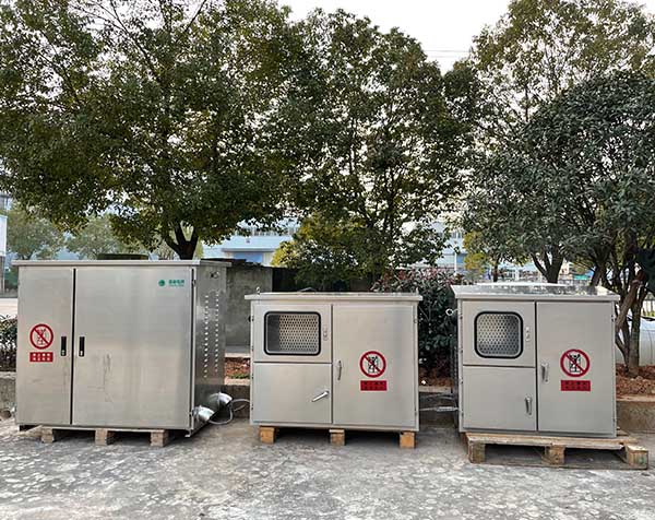 <b>不銹鋼配電柜</b>